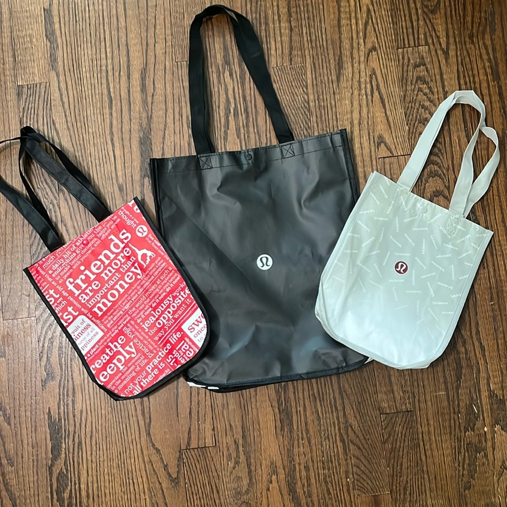 Lululemon reusable totes (3)